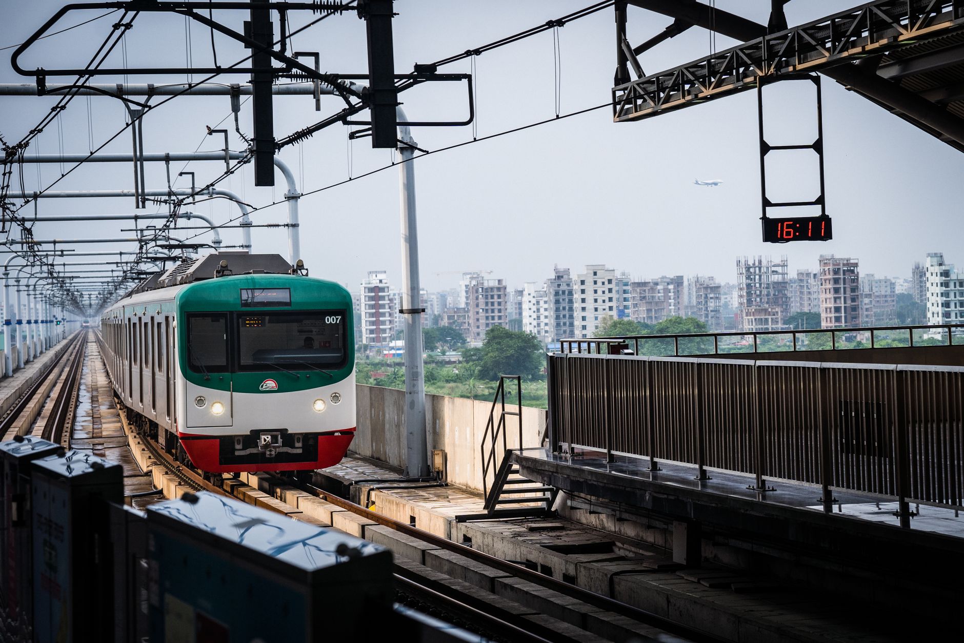Dhaka Metro elevated train Bangladesh