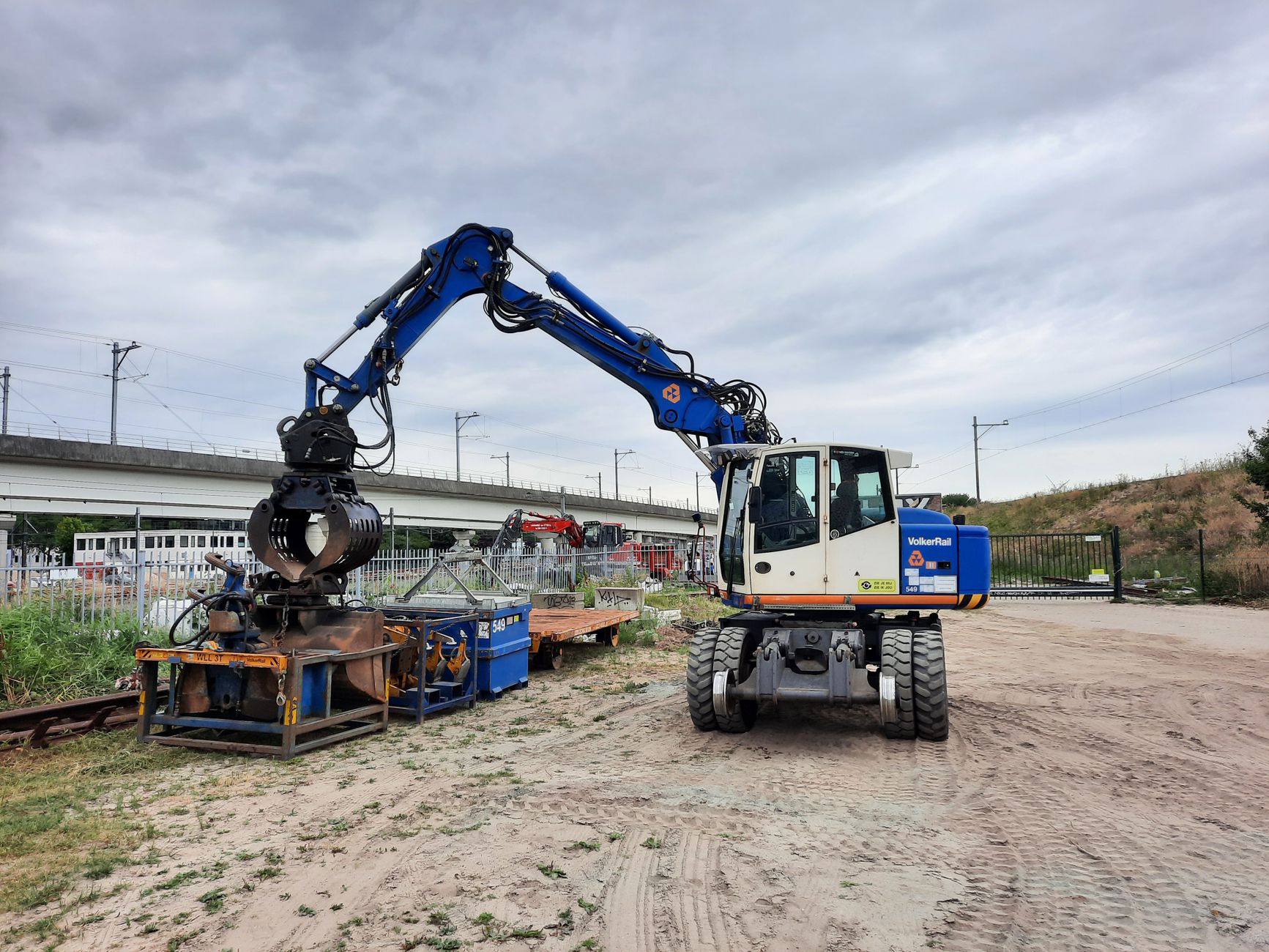 railway slab track installation gantry crane concrete